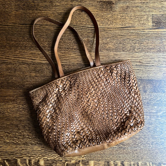 Vintage Woven Leather Purse, Perfectly Distressed and Well-Worn - Picture 6 of 14